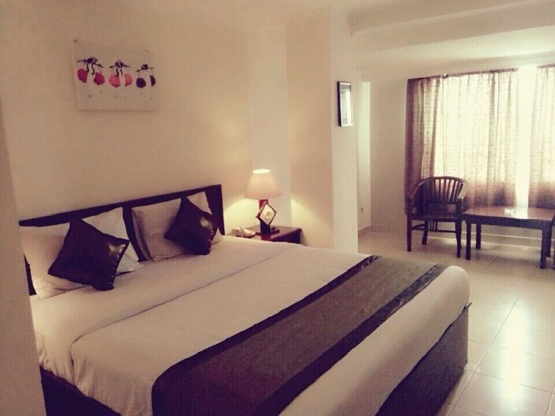 Reddoorz @ Raya Kuta Hotel Kuta Lombok Exterior foto