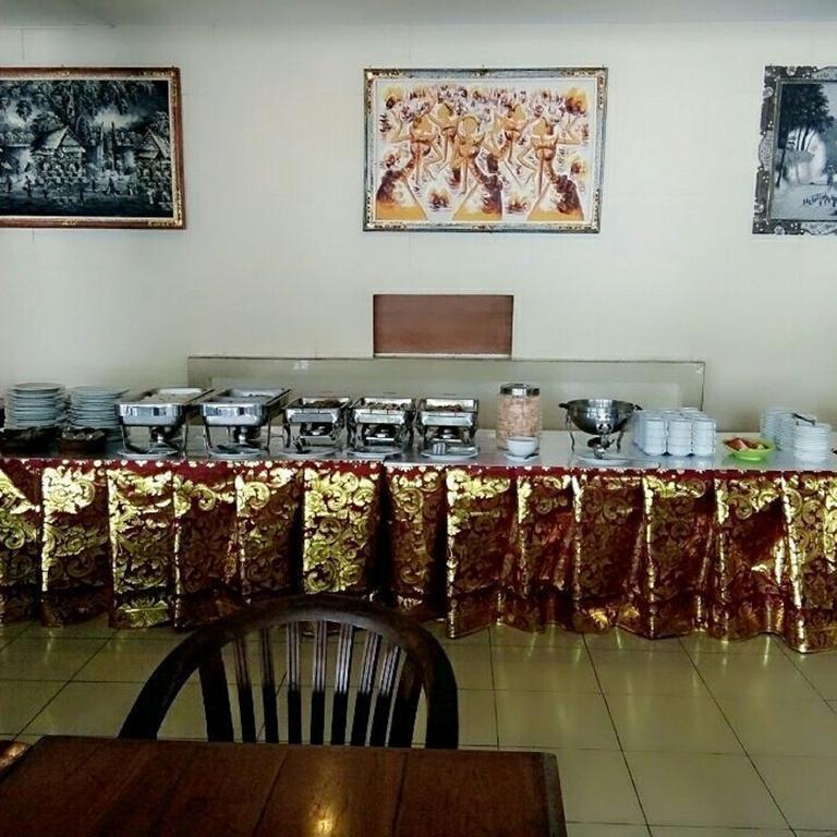 Reddoorz @ Raya Kuta Hotel Kuta Lombok Exterior foto