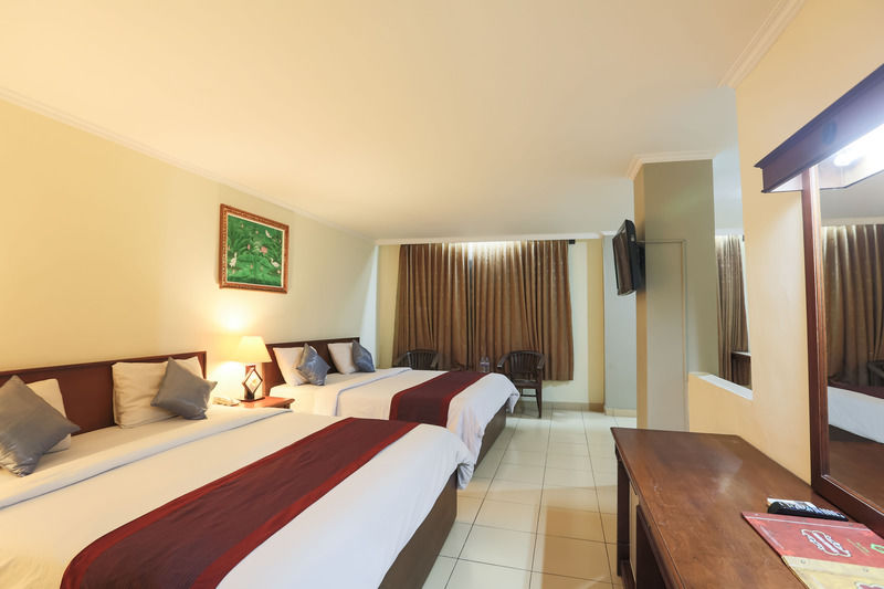 Reddoorz @ Raya Kuta Hotel Kuta Lombok Exterior foto