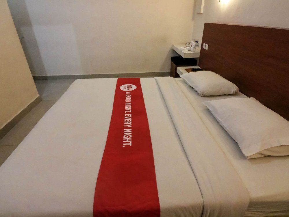Reddoorz @ Raya Kuta Hotel Kuta Lombok Exterior foto