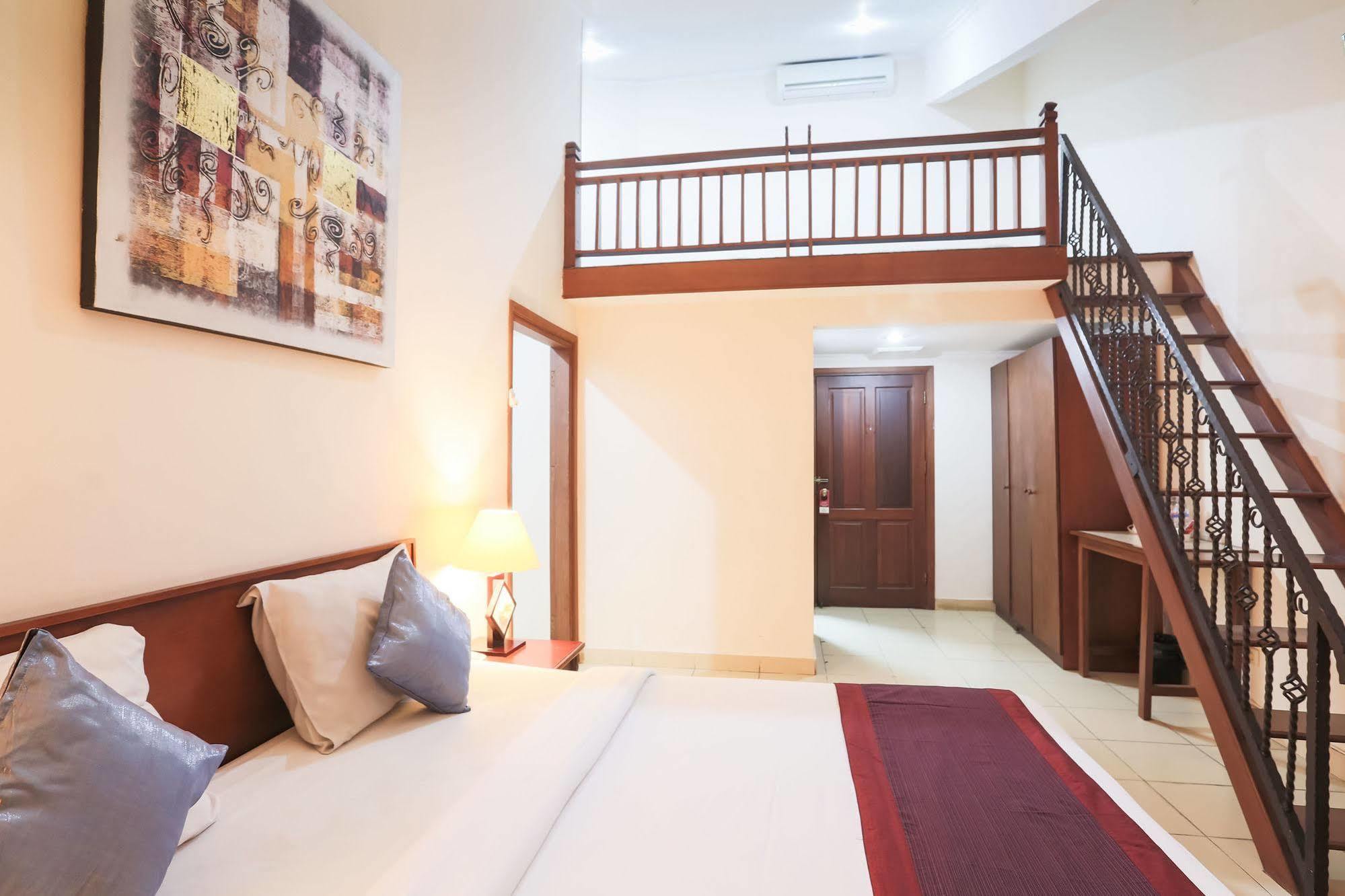 Reddoorz @ Raya Kuta Hotel Kuta Lombok Exterior foto