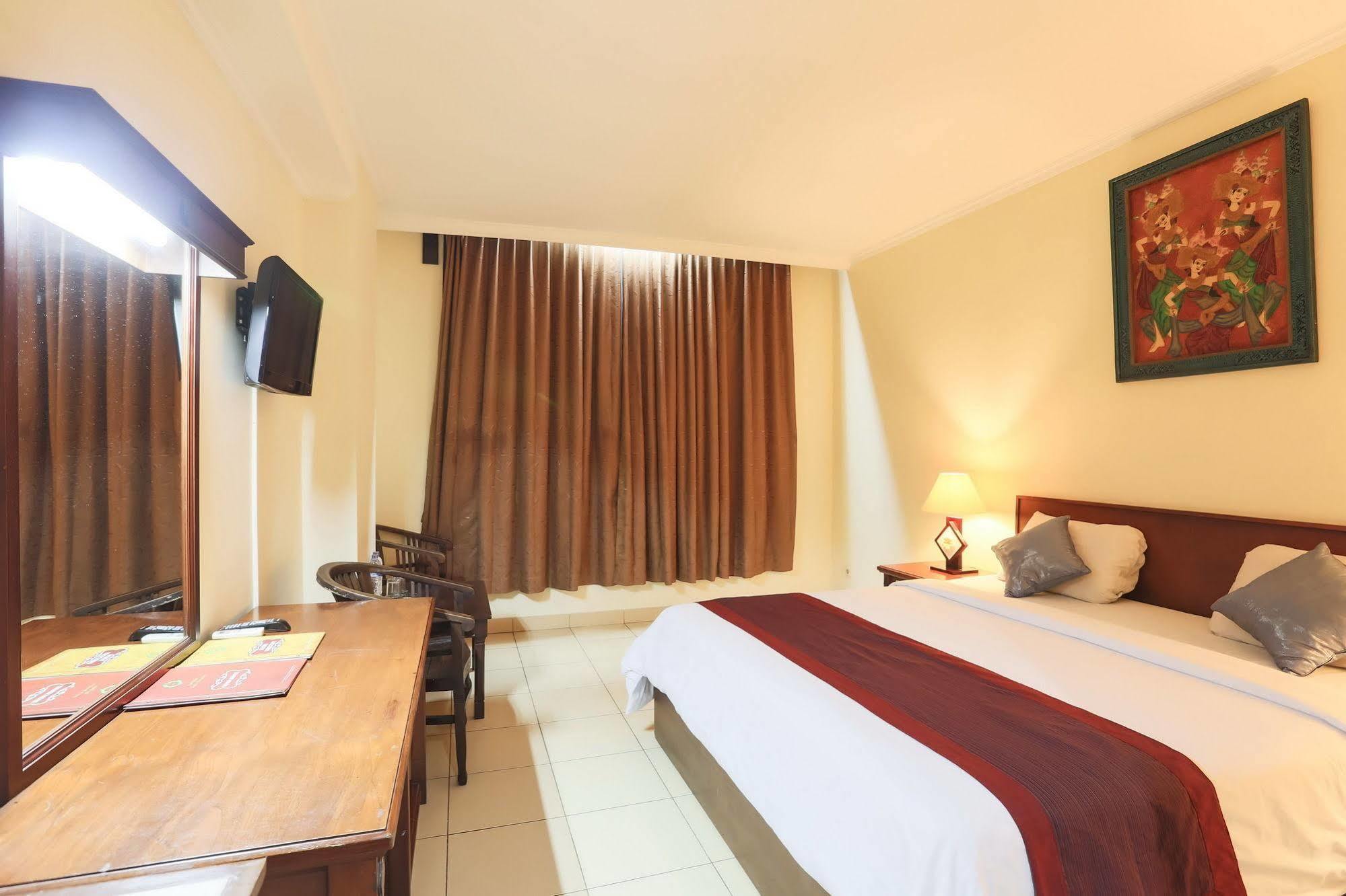 Reddoorz @ Raya Kuta Hotel Kuta Lombok Exterior foto