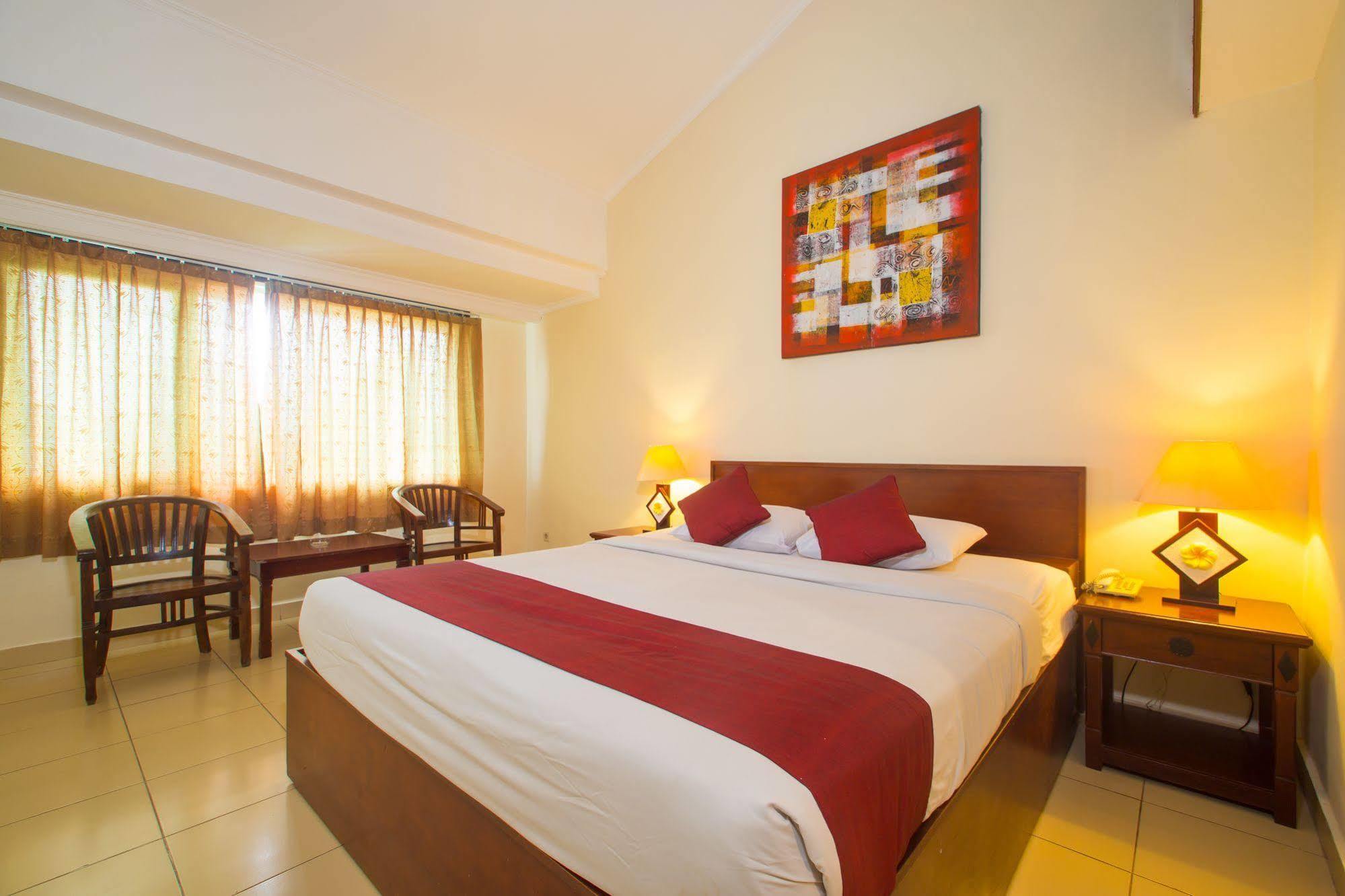 Reddoorz @ Raya Kuta Hotel Kuta Lombok Exterior foto