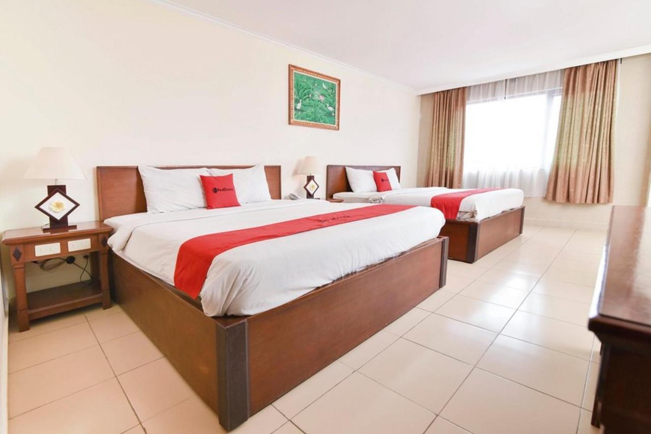 Reddoorz @ Raya Kuta Hotel Kuta Lombok Exterior foto